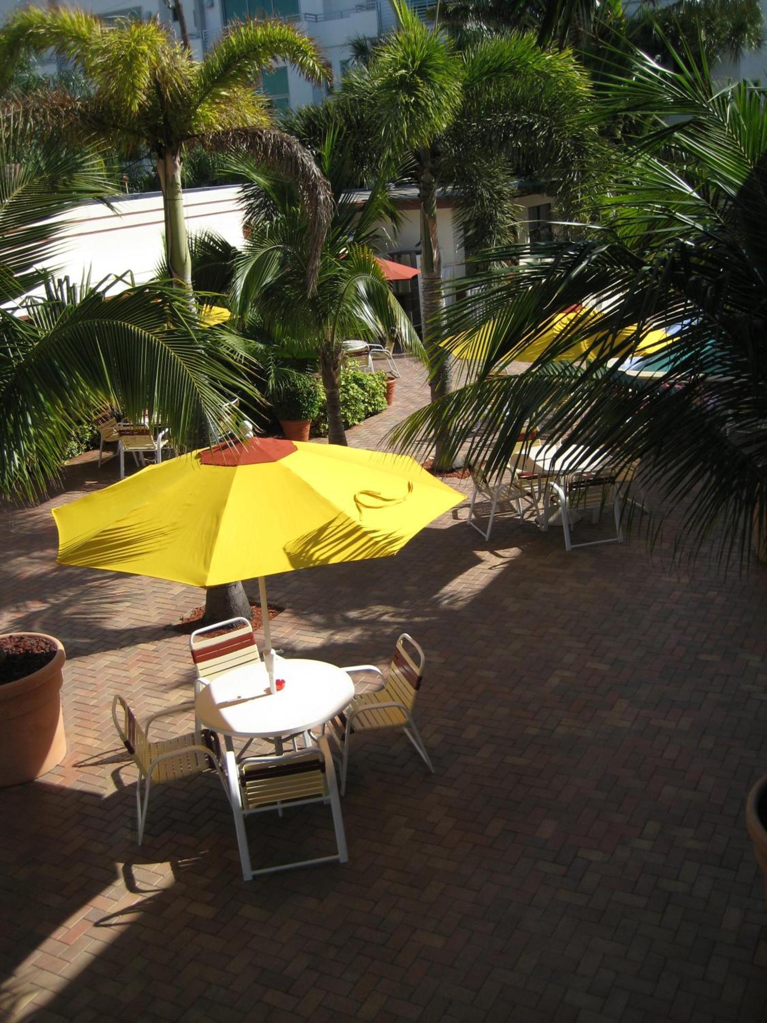 Surf Side Resort Pompano Beach Εξωτερικό φωτογραφία