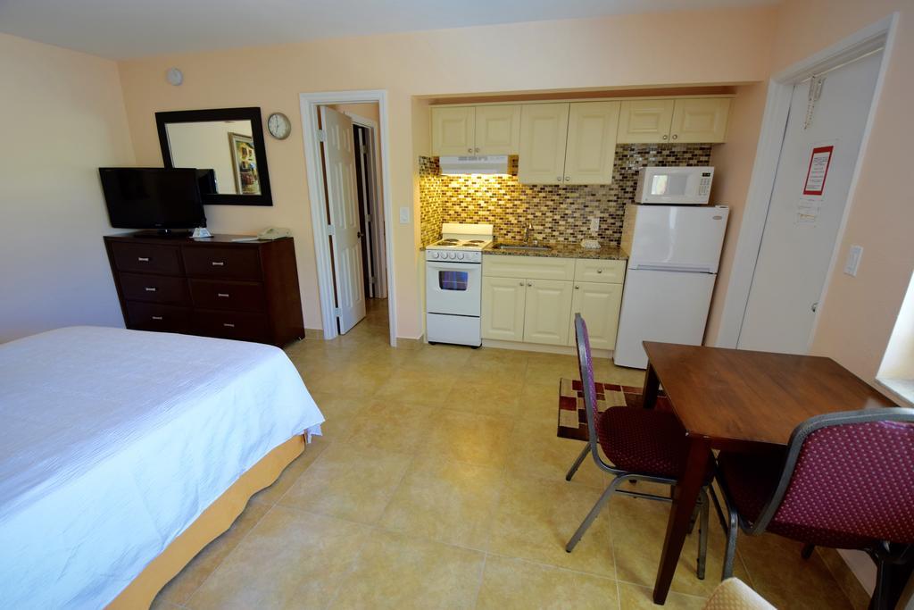 Surf Side Resort Pompano Beach Εξωτερικό φωτογραφία