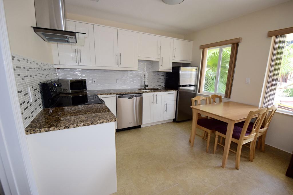 Surf Side Resort Pompano Beach Εξωτερικό φωτογραφία