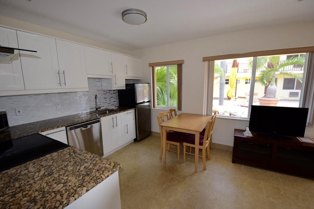 Surf Side Resort Pompano Beach Εξωτερικό φωτογραφία