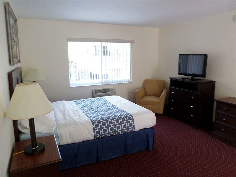 Surf Side Resort Pompano Beach Εξωτερικό φωτογραφία